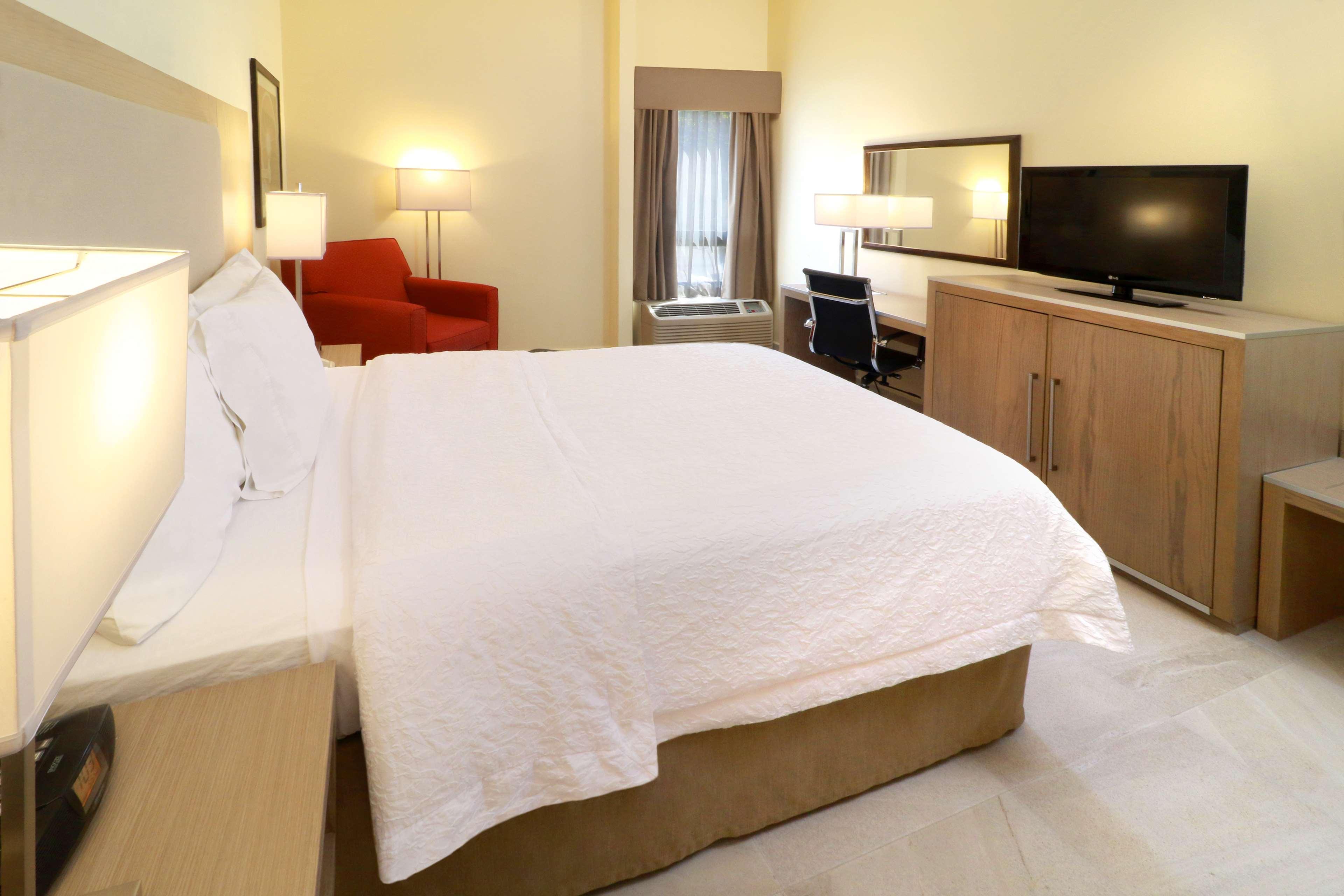 Hampton Inn Monterrey-Airport Apodaca Eksteriør bilde